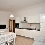 House Ariella *