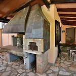House Ariella Umag